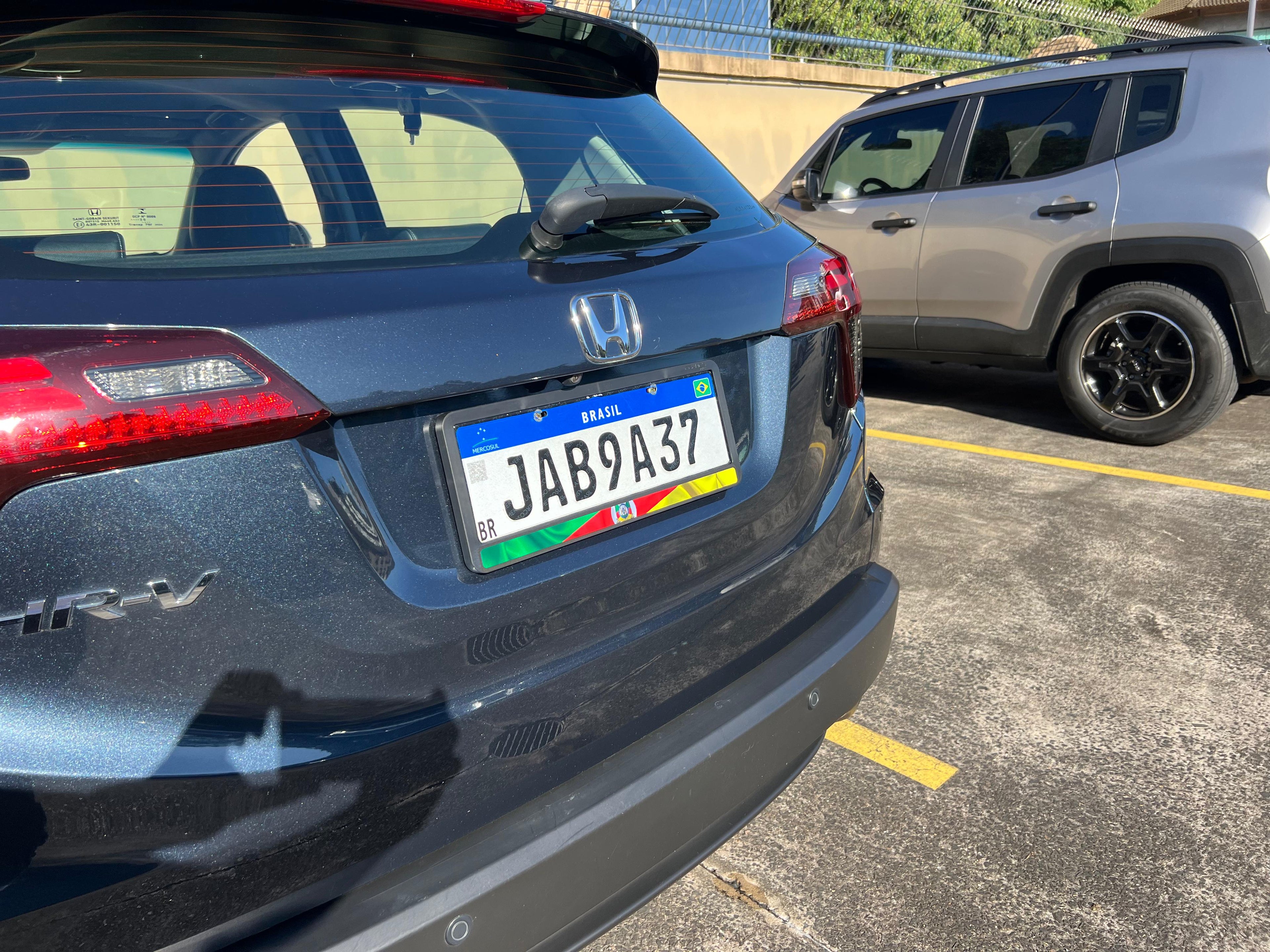 Suporte Moldura Placa Mercosul Carro Bandeira Rio Grande do Sul - 1 Par