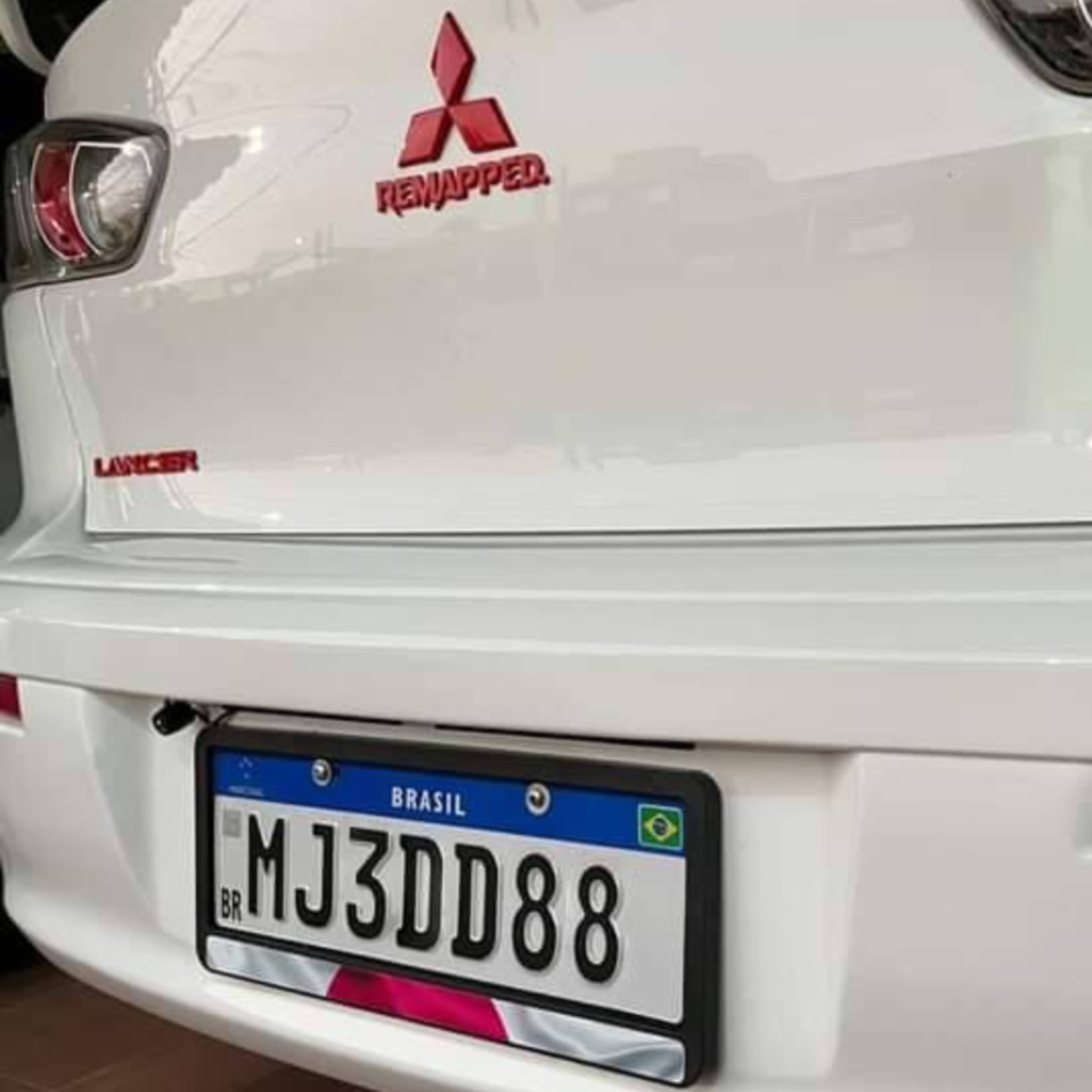 Suporte Moldura Placa Mercosul Carro Bandeira Japão - 1 Par